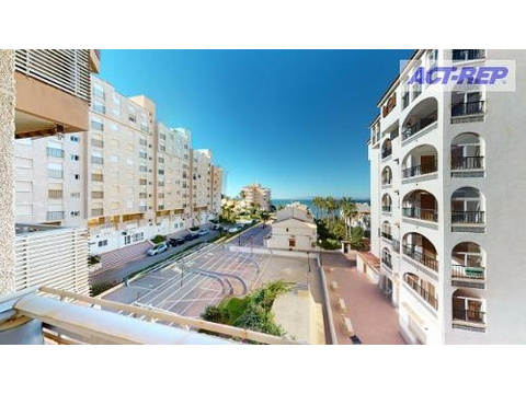 Etagenwohnung kaufen in La Manga del Mar Menor, 108 m² Wohnfläche, 4 Zimmer