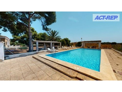 Villa kaufen in Los Alcázares, 11.200 m² Grundstück, 200 m² Wohnfläche, 10 Zimmer