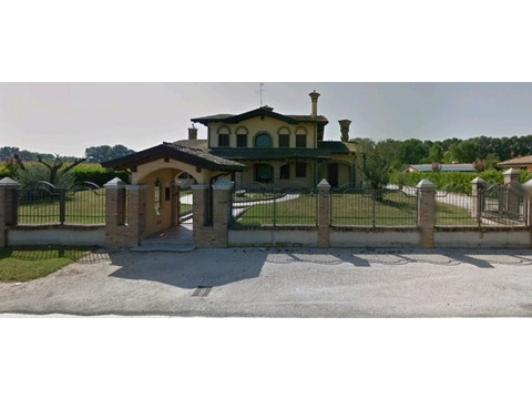 Einfamilienhaus kaufen in Lignano Sabbiadoro, mit Garage, 6.000 m² Grundstück, 500 m² Wohnfläche, 8 Zimmer