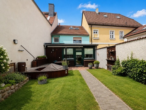 Bild 2 Rückansicht (KI-optimiert)