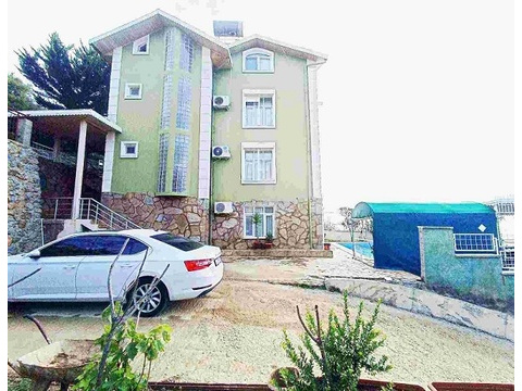 Landhaus kaufen in Antalya, mit Garage, 1.020 m² Grundstück, 350 m² Wohnfläche, 12 Zimmer