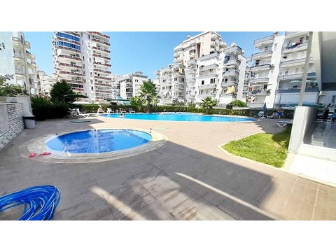 Maisonette- Wohnung kaufen in Mahmutlar, mit Stellplatz, 220 m² Wohnfläche, 4 Zimmer