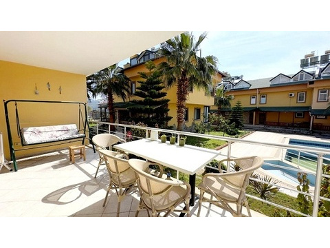 Villa kaufen in Antalya, mit Stellplatz, 245 m² Wohnfläche, 5 Zimmer