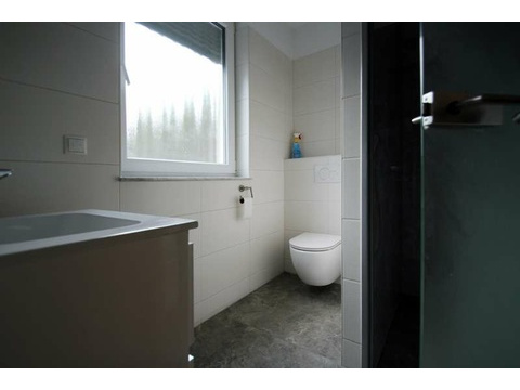 Dusche EG