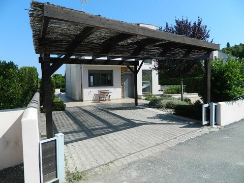 Villa kaufen in Sane, 800 m² Grundstück, 165 m² Wohnfläche, 6 Zimmer