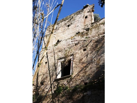 Burg/Schloss kaufen in Naxos, 3.800 m² Grundstück, 300 m² Wohnfläche