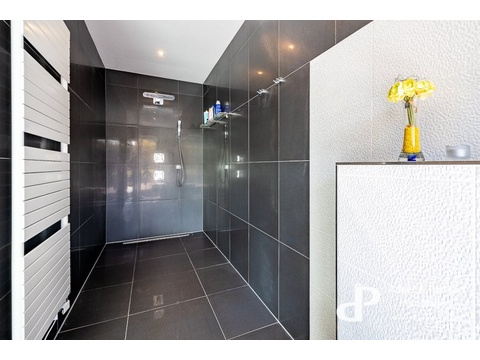 1,40m x 2,90m Dusche