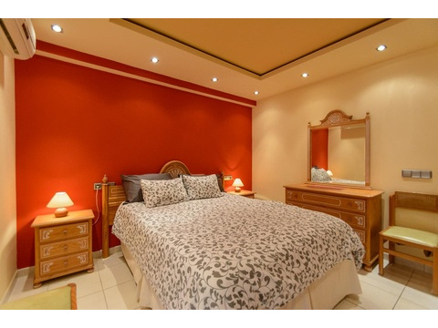Wohnung kaufen in Portals Nous, mit Garage, 83 m² Wohnfläche, 4 Zimmer
