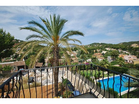 Villa kaufen in Costa de la Calma, mit Garage, 850 m² Grundstück, 450 m² Wohnfläche, 6 Zimmer