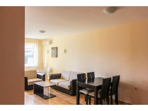 Erdgeschosswohnung kaufen in Sweti Wlas, mit Garage, mit Stellplatz, 77,05 m² Wohnfläche, 2 Zimmer