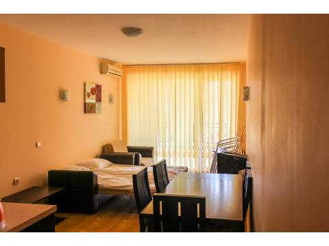 Erdgeschosswohnung kaufen in Sweti Wlas, mit Garage, mit Stellplatz, 113,33 m² Wohnfläche, 3 Zimmer
