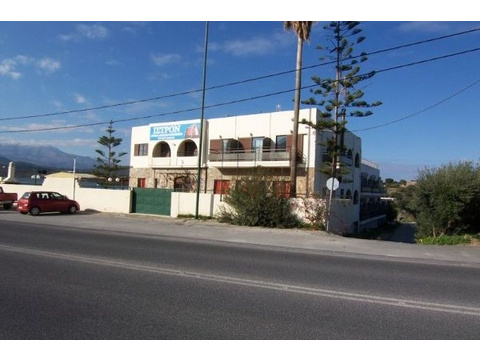 Hotel kaufen in Agios Nikolaos, mit Stellplatz