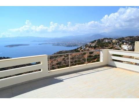 Villa kaufen in Agios Nikolaos, mit Stellplatz, 1.200 m² Grundstück, 240 m² Wohnfläche, 5 Zimmer