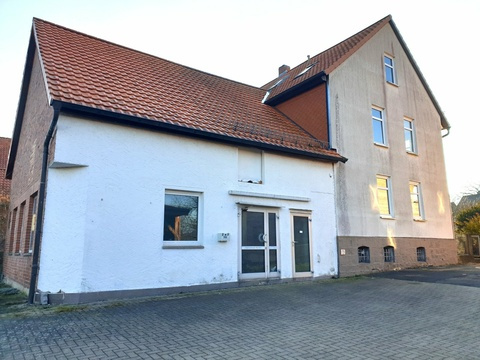 Einfamilienhaus kaufen in Alfeld (Leine), 3.000 m² Grundstück, 170 m² Wohnfläche, 7 Zimmer