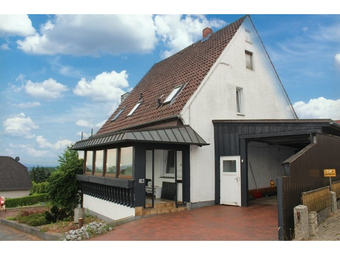 Zweifamilienhaus kaufen in Hüllhorst, 1.149 m² Grundstück, 190 m² Wohnfläche, 9 Zimmer