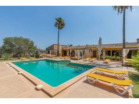 Haus kaufen in Capdepera, 7.000 m² Grundstück, 485 m² Wohnfläche, 9 Zimmer