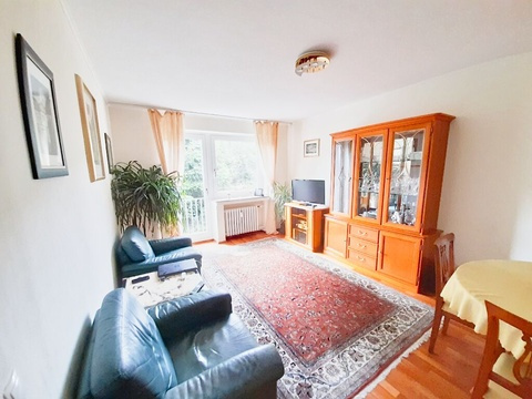 Etagenwohnung kaufen in Köln