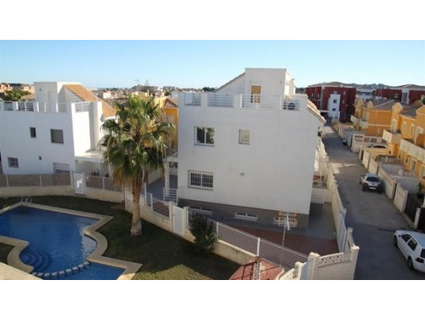 Einfamilienhaus kaufen in Denia, 155 m² Grundstück, 135 m² Wohnfläche, 4 Zimmer