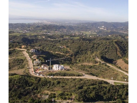 Grundstück kaufen in Estepona, 5.106 m² Grundstück