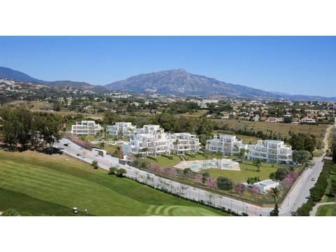 Erdgeschosswohnung kaufen in Estepona, 188 m² Wohnfläche, 3 Zimmer