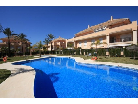 Wohnung kaufen in Marbella, 111 m² Wohnfläche, 2 Zimmer