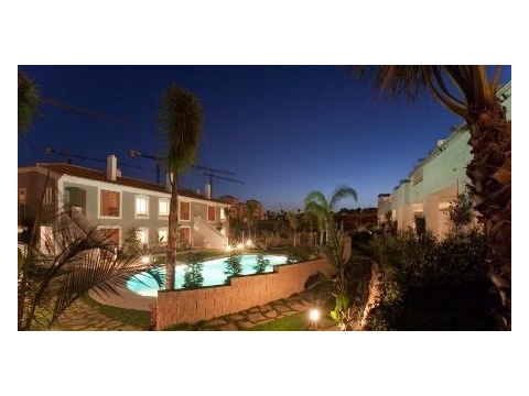 Wohnung kaufen in Estepona, 130 m² Wohnfläche, 3 Zimmer
