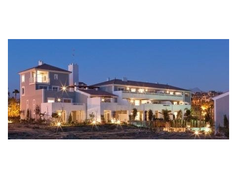 Reihenhaus kaufen in Estepona, 34 m² Grundstück, 155 m² Wohnfläche, 3 Zimmer