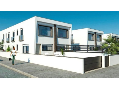 Haus kaufen in Oliva, 200 m² Grundstück, 100 m² Wohnfläche