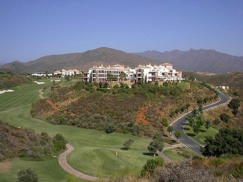 Grundstück kaufen in Mijas Costa, 1.091 m² Grundstück