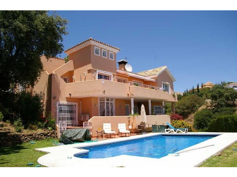 Villa kaufen in Sitio de Calahonda, 1.400 m² Grundstück, 350 m² Wohnfläche, 5 Zimmer