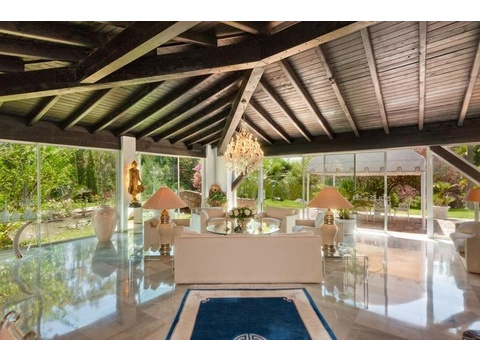 Villa kaufen in Coín, 24.000 m² Grundstück, 400 m² Wohnfläche, 3 Zimmer