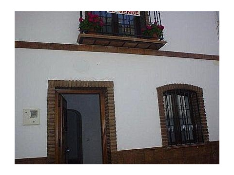 Stadthaus kaufen in Alhaurín el Grande, 84 m² Wohnfläche, 3 Zimmer