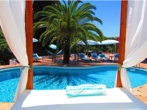 Villa kaufen in Marbella, 2.732 m² Grundstück, 506 m² Wohnfläche, 8 Zimmer