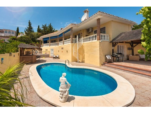 Villa kaufen in Mijas, 780 m² Grundstück, 205 m² Wohnfläche, 4 Zimmer