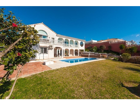 Villa kaufen in Mijas, 1.249 m² Grundstück, 471 m² Wohnfläche, 6 Zimmer