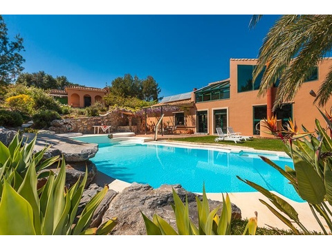 Haus kaufen in Alhaurín de la Torre, 13.696 m² Grundstück, 447 m² Wohnfläche, 5 Zimmer