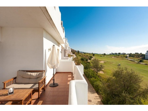 Wohnung kaufen in Estepona, 135 m² Wohnfläche, 3 Zimmer