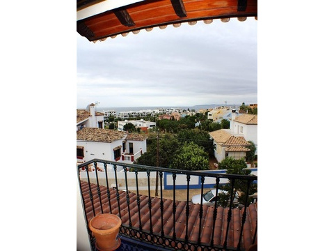 Villa kaufen in Estepona, 500 m² Grundstück, 300 m² Wohnfläche, 4 Zimmer