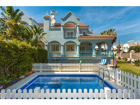 Villa kaufen in San Pedro de Alcántara, 446 m² Grundstück, 376 m² Wohnfläche, 6 Zimmer