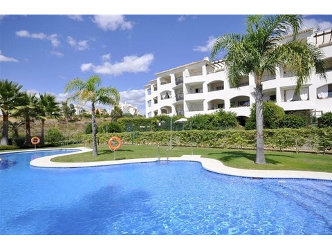 Wohnung kaufen in Estepona, 95 m² Wohnfläche, 2 Zimmer