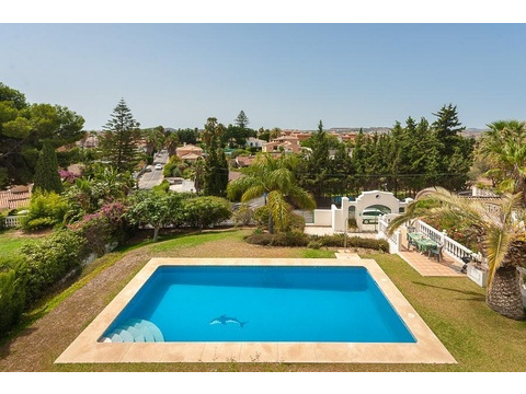 Villa kaufen in Mijas, 1.200 m² Grundstück, 273 m² Wohnfläche, 3 Zimmer