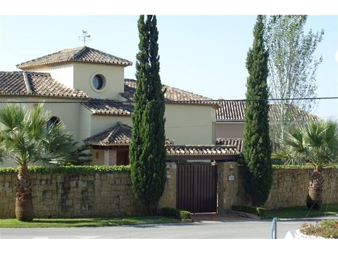 Villa kaufen in Mijas, 1.320 m² Grundstück, 363 m² Wohnfläche, 4 Zimmer