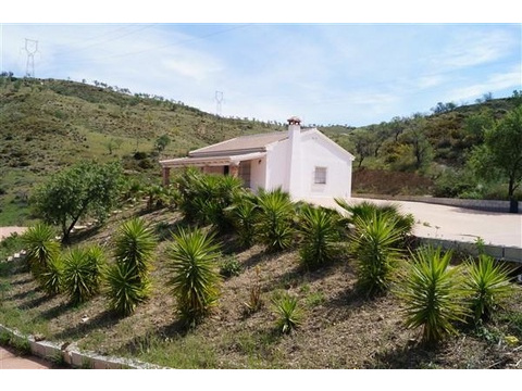 Haus kaufen in Valle de Abdalajís, 10.308 m² Grundstück, 102 m² Wohnfläche, 3 Zimmer