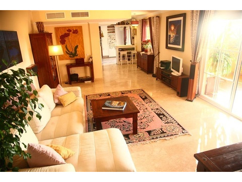 Wohnung kaufen in Elviria, 124 m² Wohnfläche, 2 Zimmer