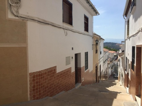 Stadthaus kaufen in Alhaurín el Grande, 140 m² Wohnfläche, 4 Zimmer