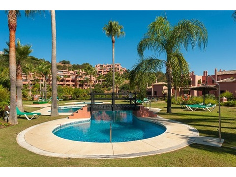 Wohnung kaufen in Elviria, 87 m² Wohnfläche, 2 Zimmer