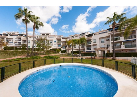 Penthousewohnung kaufen in Nueva Andalucía, 126 m² Wohnfläche, 3 Zimmer