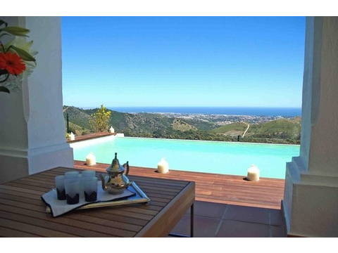 Villa kaufen in Benahavís, 652 m² Grundstück, 757 m² Wohnfläche, 4 Zimmer