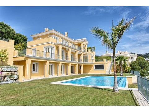 Villa kaufen in Benahavís, 1.579 m² Grundstück, 973 m² Wohnfläche, 5 Zimmer
