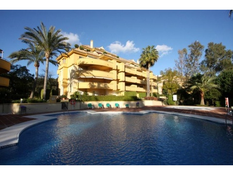 Wohnung kaufen in Marbella, 110 m² Wohnfläche, 2 Zimmer
